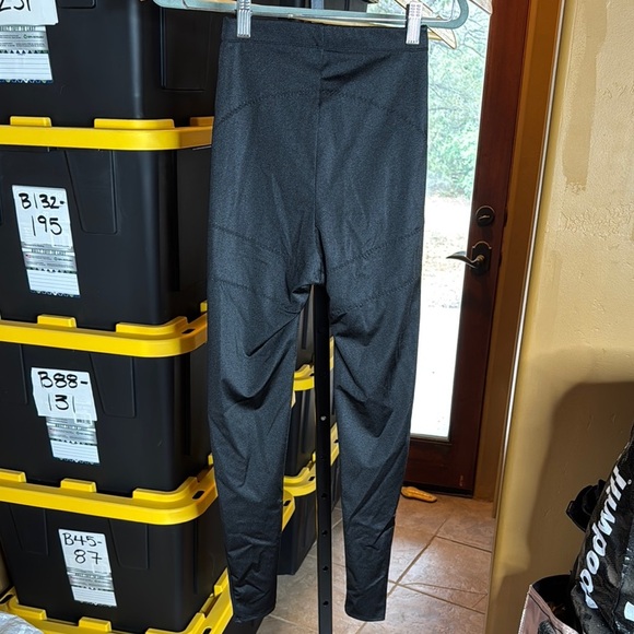 YITTY Ultralift Bootysculpt 7/8 Black Leggings Size XS - Picture 5 of 6